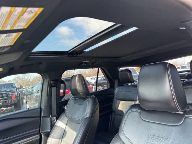 Thumbnail: 2020 Ford Explorer - 13