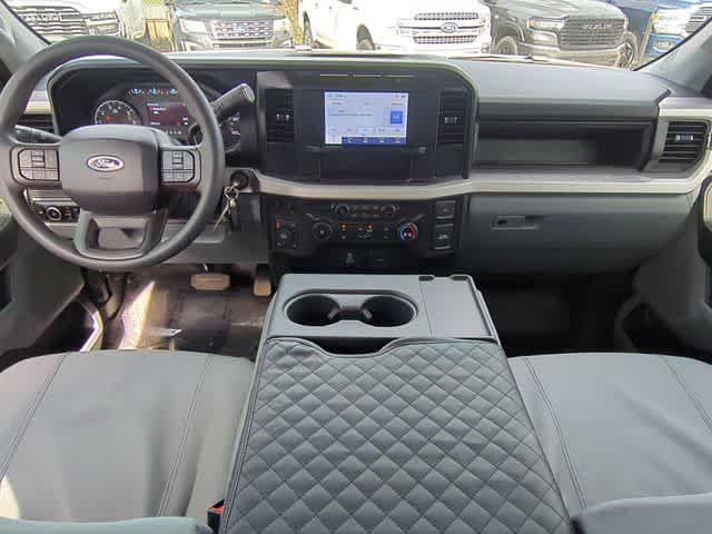 Thumbnail: 2024 Ford Econoline - 15