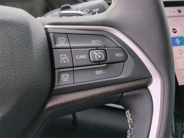 Thumbnail: 2025 Jeep Grand Cherokee - 26