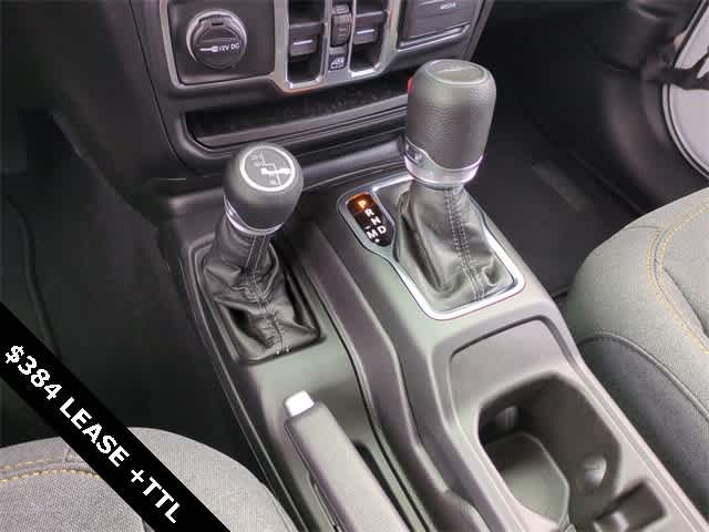 Thumbnail: 2025 Jeep Gladiator - 32