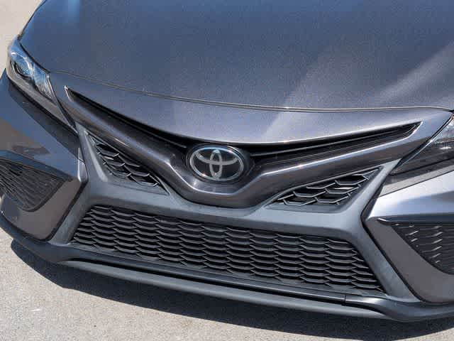 Thumbnail: 2021 Toyota Camry - 11