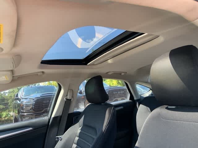 Thumbnail: 2015 Ford Fusion - 6