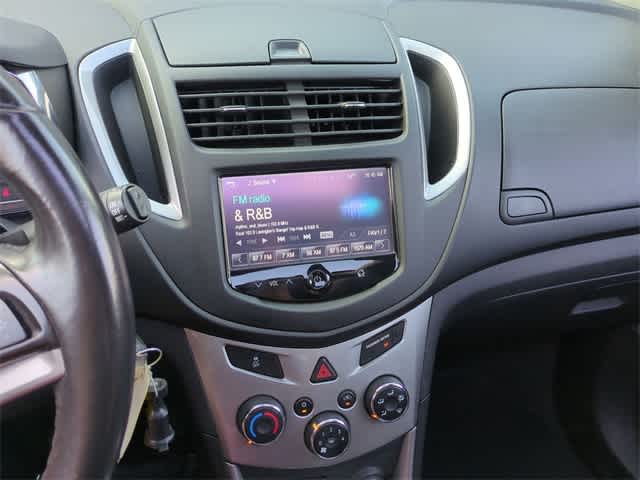 Thumbnail: 2015 Chevrolet Trax - 29