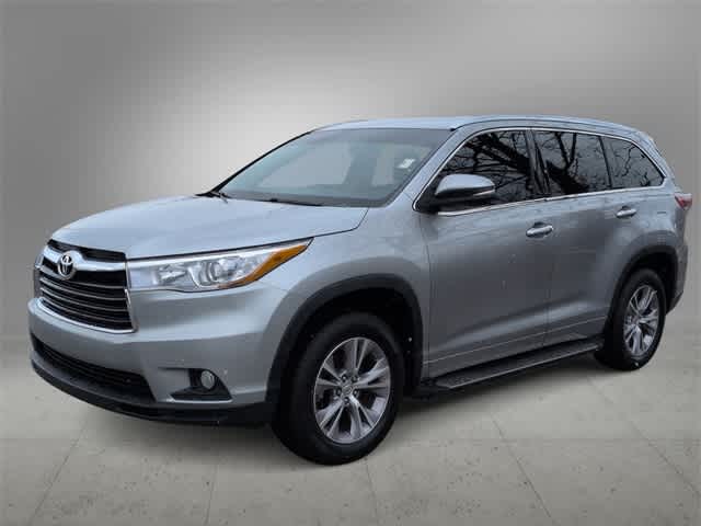 Thumbnail: 2014 Toyota Highlander - 4