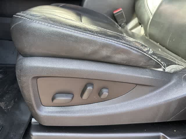 Thumbnail: 2015 Chevrolet Silverado 2500 - 11