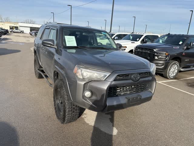Thumbnail: 2018 Toyota 4Runner - 22