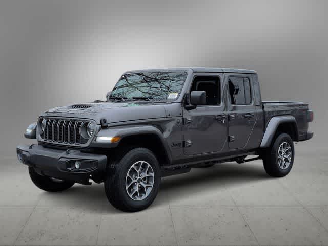 Thumbnail: 2026 Jeep Gladiator - 4
