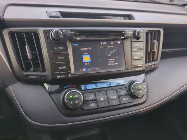 Thumbnail: 2017 Toyota RAV4 - 27