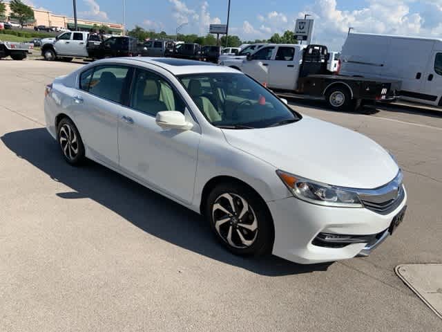 Thumbnail: 2016 Honda Accord - 24