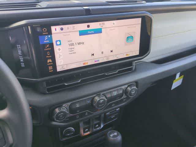 Thumbnail: 2026 Jeep Wrangler - 28