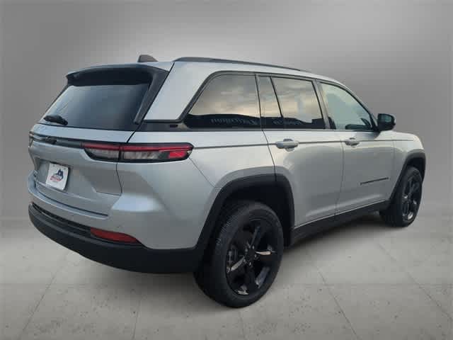 Thumbnail: 2025 Jeep Grand Cherokee - 8