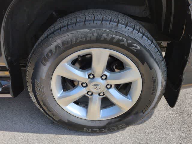 Thumbnail: 2015 Lexus GX - 14