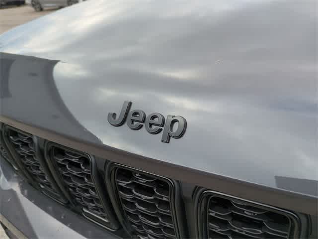 Thumbnail: 2025 Jeep Grand Cherokee L - 12