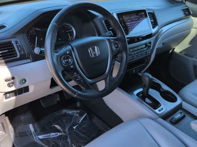 Thumbnail: 2018 Honda Pilot - 10