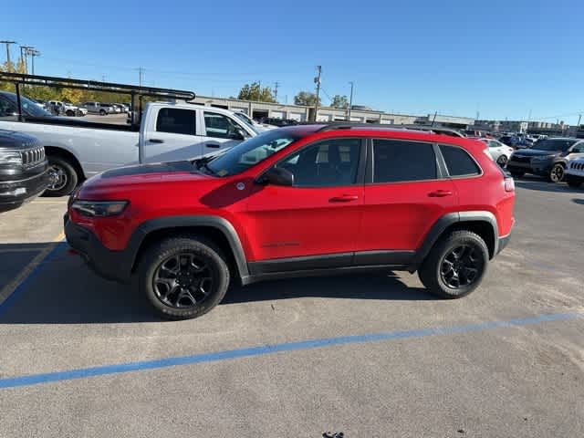 Thumbnail: 2019 Jeep Cherokee - 13