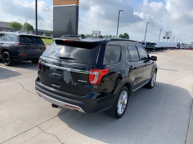 Thumbnail: 2016 Ford Explorer - 19