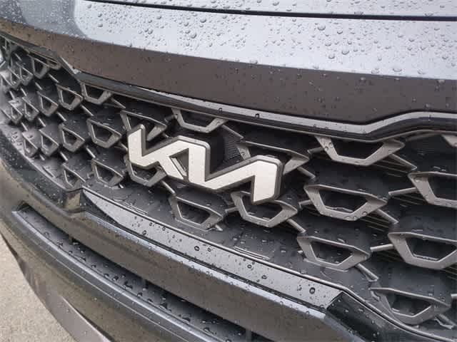 Thumbnail: 2022 Kia Sorento - 12