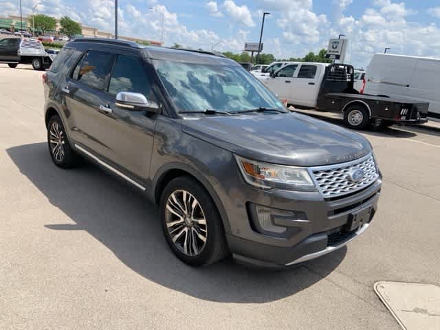 Thumbnail: 2016 Ford Explorer - 31