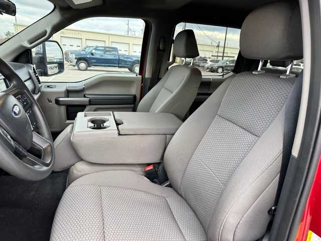 Thumbnail: 2022 Ford Econoline - 4