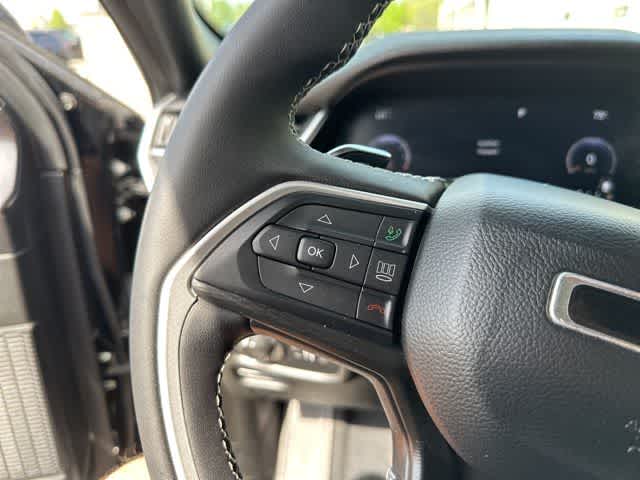 Thumbnail: 2023 Jeep Grand Cherokee - 12