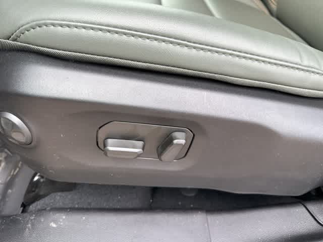 Thumbnail: 2026 Jeep Gladiator - 13