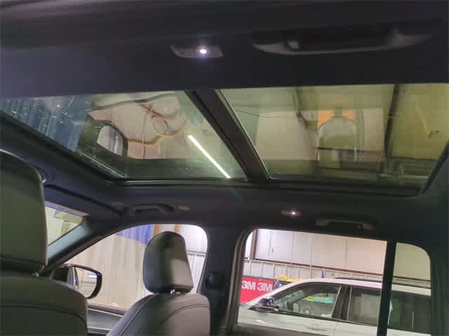 Thumbnail: 2025 Jeep Grand Cherokee - 20