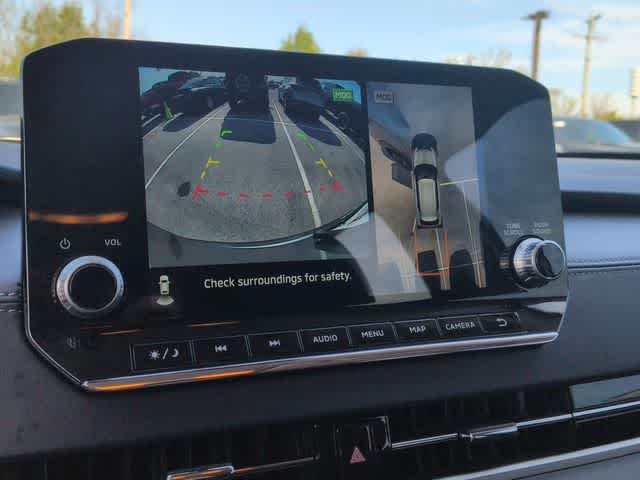 Thumbnail: 2024 Mitsubishi Outlander - 28