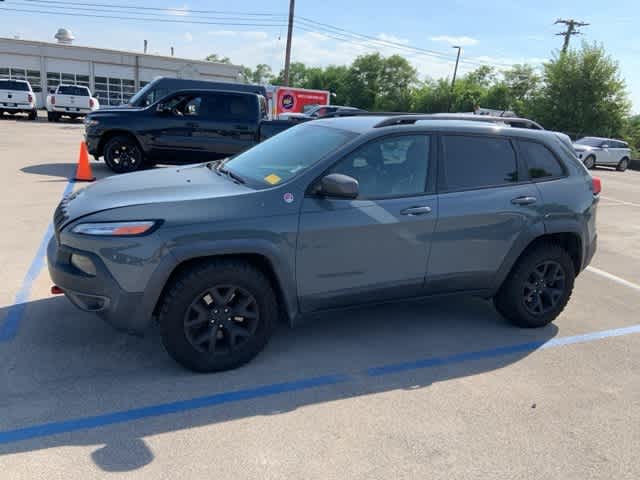 Thumbnail: 2015 Jeep Cherokee - 10