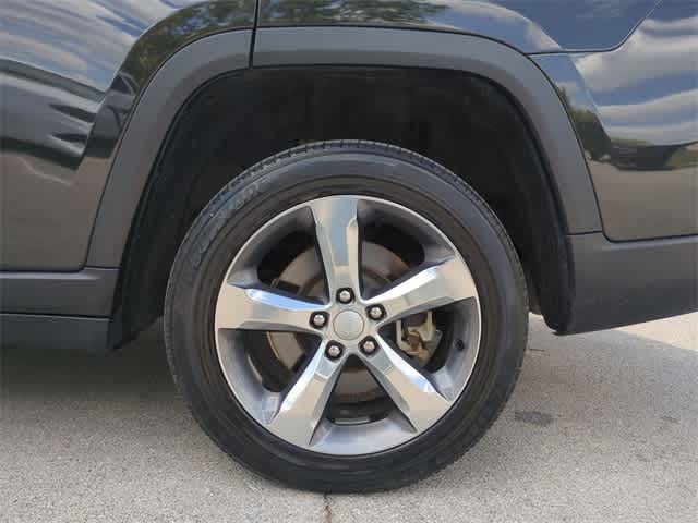 Thumbnail: 2022 Jeep Grand Cherokee L - 14