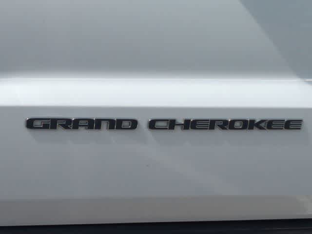 Thumbnail: 2020 Jeep Grand Cherokee - 13