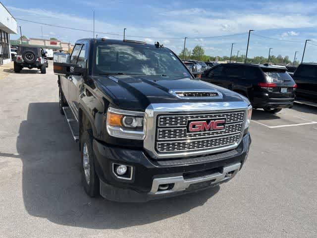 Thumbnail: 2019 GMC Sierra 3500 - 25
