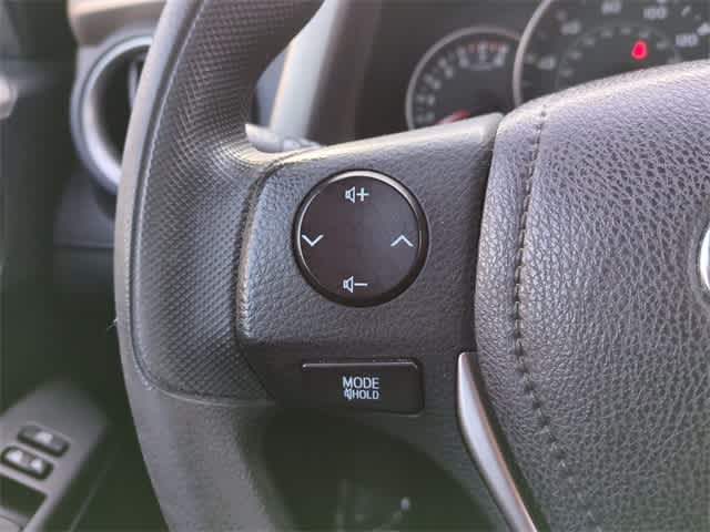 Thumbnail: 2016 Toyota RAV4 - 24