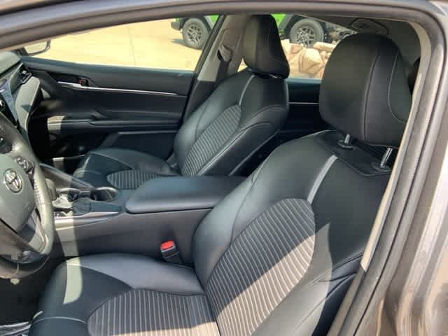 Thumbnail: 2021 Toyota Camry - 4