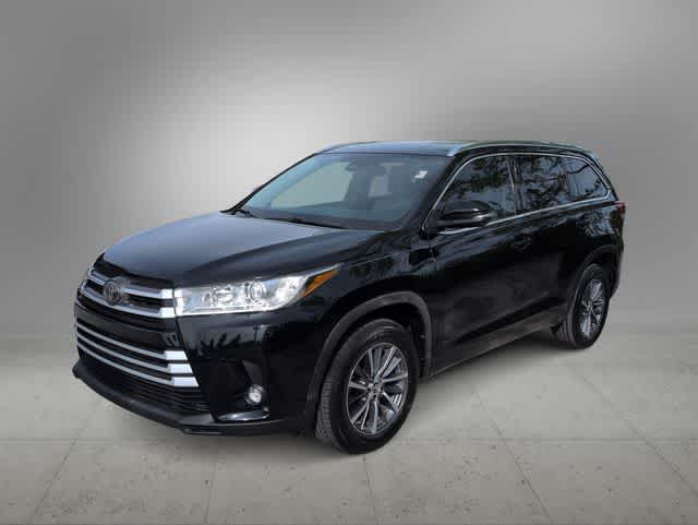 Thumbnail: 2018 Toyota Highlander - 4