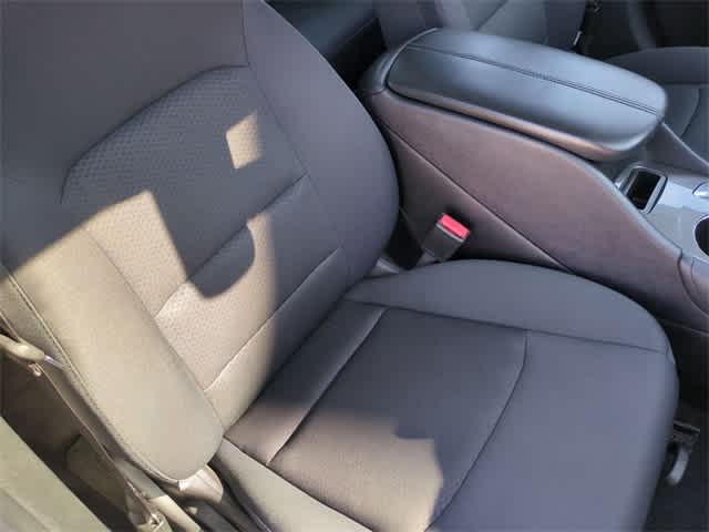 Thumbnail: 2017 Chevrolet Malibu - 22