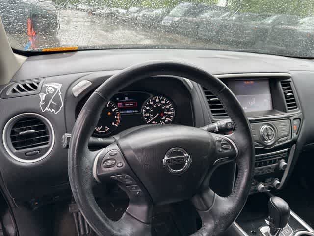 Thumbnail: 2020 Nissan Pathfinder - 6