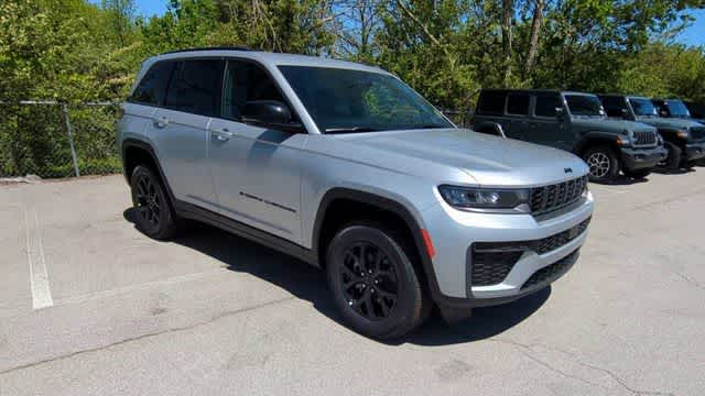 Thumbnail: 2026 Jeep Grand Cherokee - 2