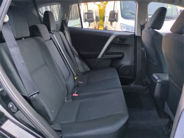 Thumbnail: 2016 Toyota RAV4 - 21