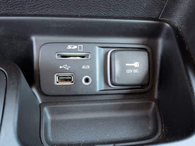 Thumbnail: 2014 Jeep Cherokee - 32