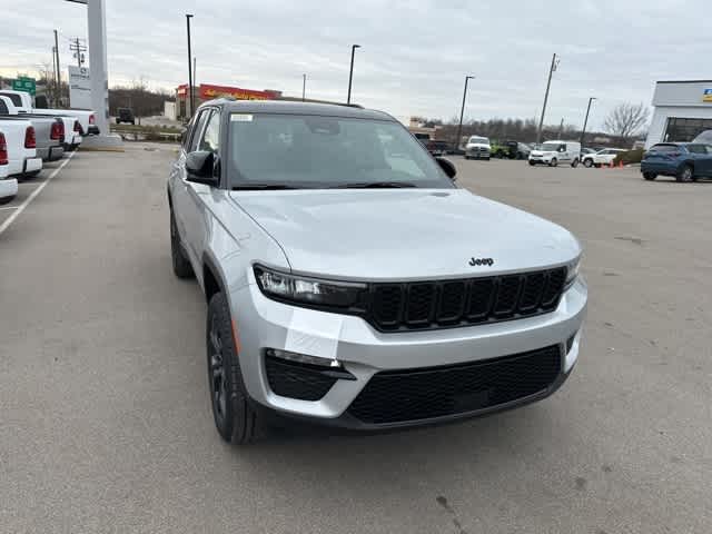 Thumbnail: 2025 Jeep Grand Cherokee - 19