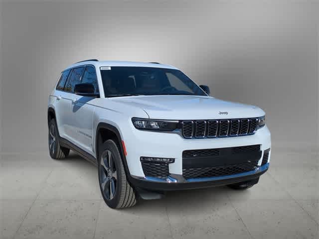 Thumbnail: 2025 Jeep Grand Cherokee L - 2
