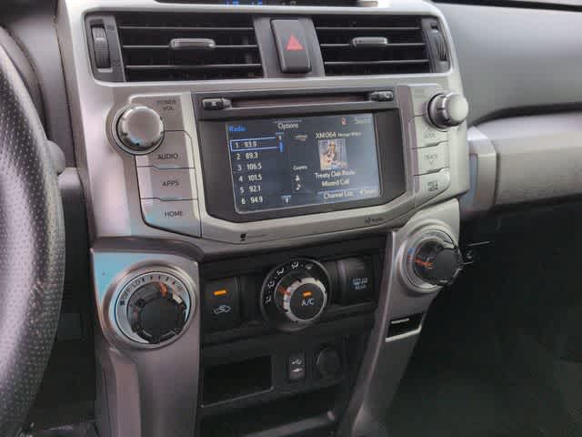Thumbnail: 2015 Toyota 4Runner - 27