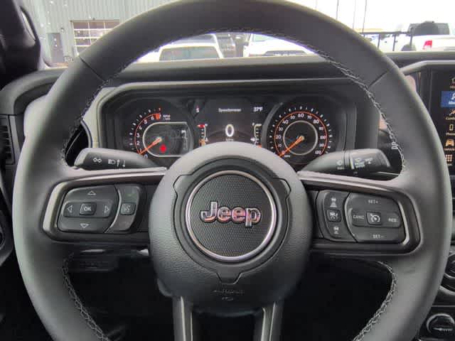 Thumbnail: 2026 Jeep Gladiator - 23