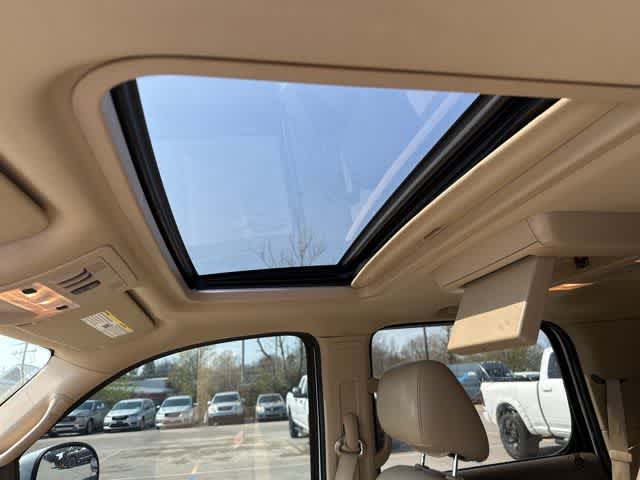 Thumbnail: 2013 Chevrolet Tahoe - 7