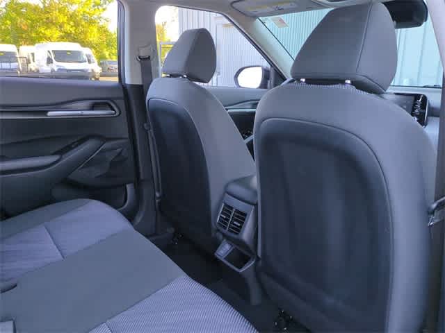 Thumbnail: 2024 Kia Seltos - 19