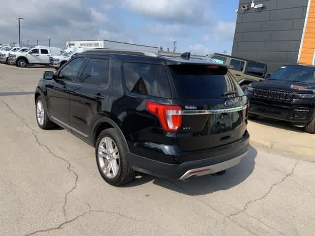 Thumbnail: 2016 Ford Explorer - 16