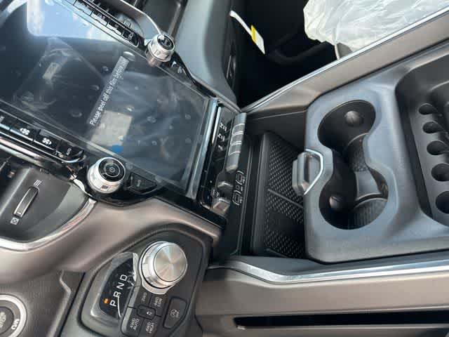 Thumbnail: 2026 RAM 1500 - 4