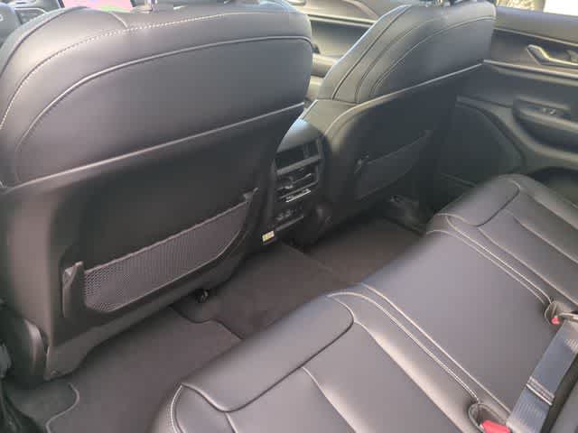 Thumbnail: 2025 Jeep Grand Cherokee - 19