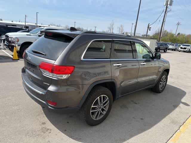 Thumbnail: 2019 Jeep Grand Cherokee - 20