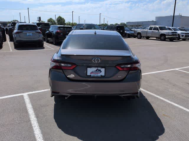 Thumbnail: 2021 Toyota Camry - 7